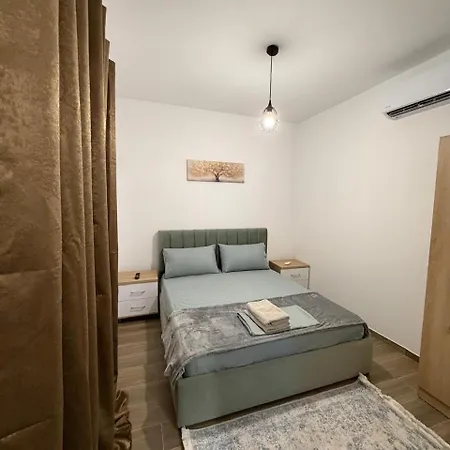 شقة Adam House Kamez