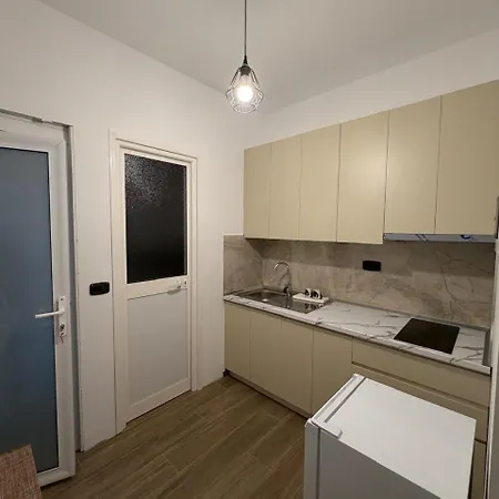 Adam House شقة *